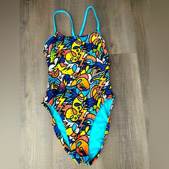 TYR Cutoutfit One Piece Training Swimsuit- Size 28 - Picture 1 of 2